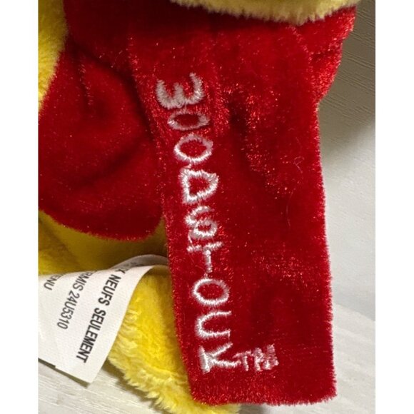 Peanuts Plush Clip On Keychain Charlie Brown Snoopy Linus Woodstock Christmas Gi - Picture 12 of 16